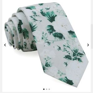 Mumu Weddings x Tie Bar - Bouquet Toss Stone Tie